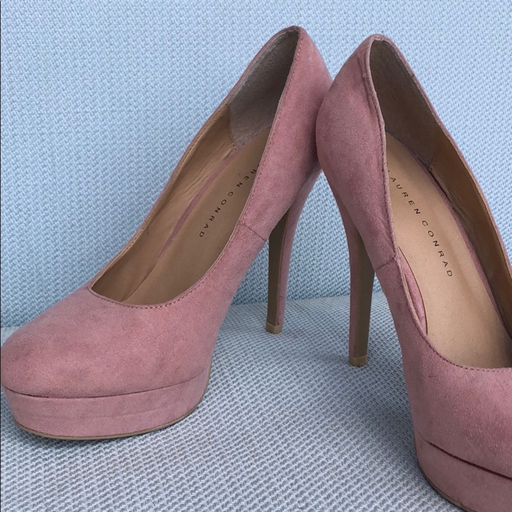 Lauren Conrad Pink suede heels